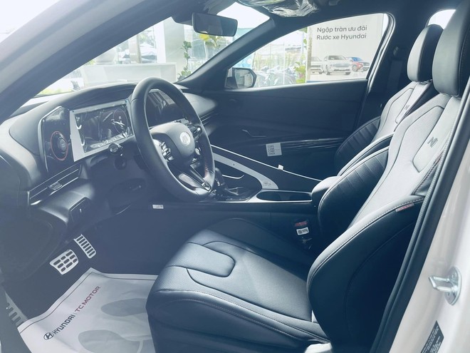 Hyundai Elantra giảm gần 80 triệu tại đại lý: Bản N-Line còn dưới 700 triệu, đấu Civic RS với giá rẻ hơn niêm yết bản ‘base’ của đối thủ - Ảnh 6