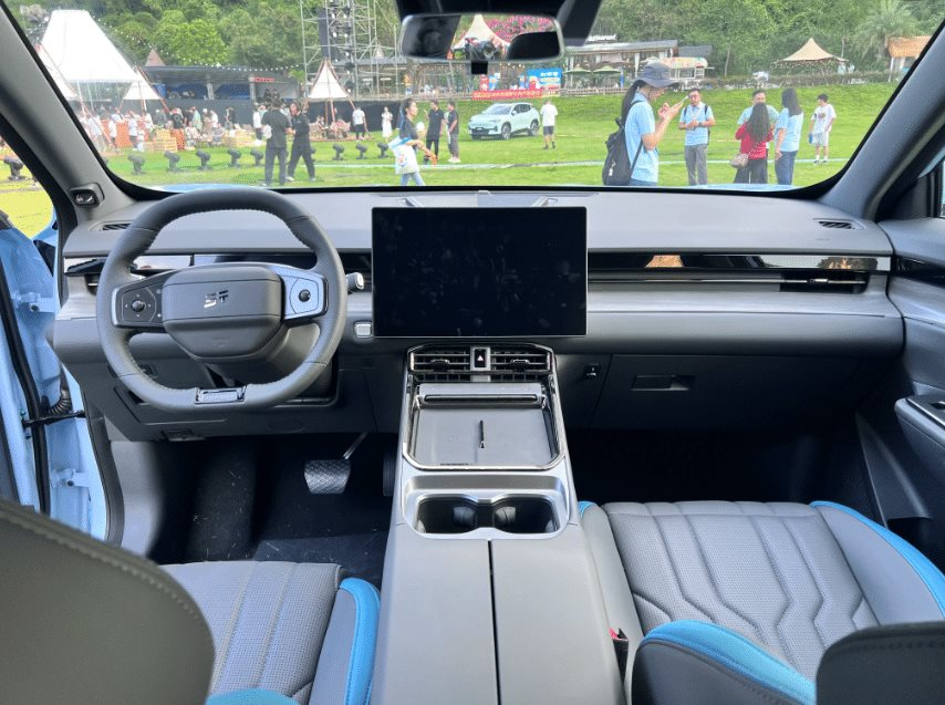 Cận cảnh mẫu SUV PHEV ăn xăng chỉ 1,25 lít/100 km - thấp hơn cả Honda Vision, giá hấp dẫn 430 triệu đồng - Ảnh 4