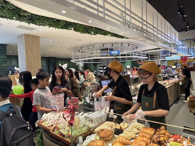 Người Việt giảm mạnh việc đi cafe - Ảnh 1