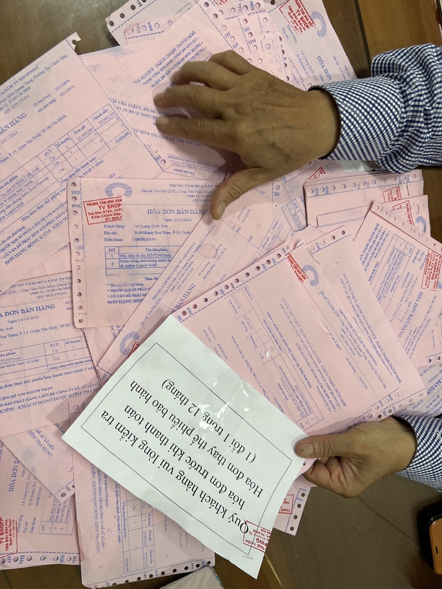 Liên tục mua hàng để được hoàn tiền, người đàn ông ở TP HCM bị lừa mất hơn 2,6 tỉ đồng - Ảnh 1