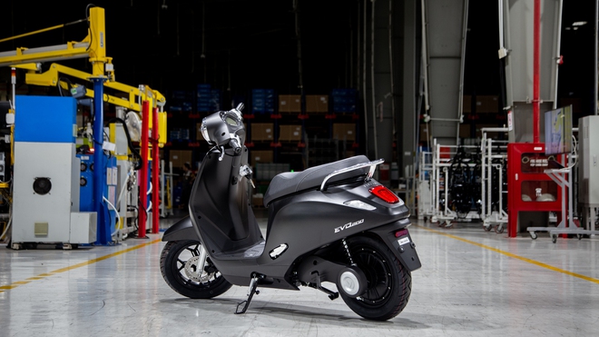 Xe máy Việt bắt đầu xuất khẩu: Thương hiệu này tiên phong, giá mềm, có pin đầy trong 'nháy mắt' - Ảnh 1