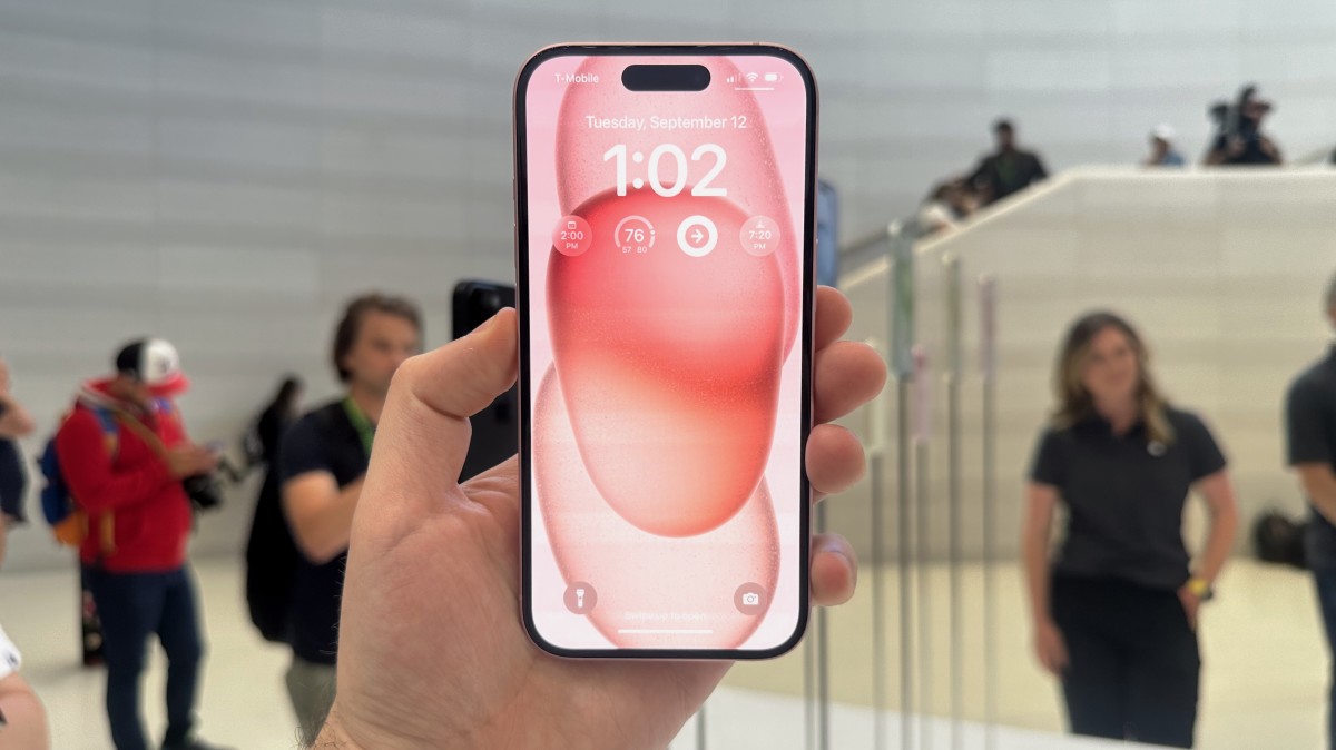 Điện thoại ngày nay quá "ngáo giá": iPhone 15 mà không bằng điện thoại Trung Quốc 4 triệu thì mua làm gì? - Ảnh 2