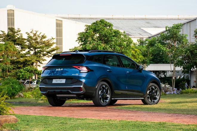 Gần 1 tỷ đồng, chọn Lynk & Co 01 hay CX-5, Sportage, Tucson: Xe nhập đấu xe lắp ráp trên từng option - Ảnh 16