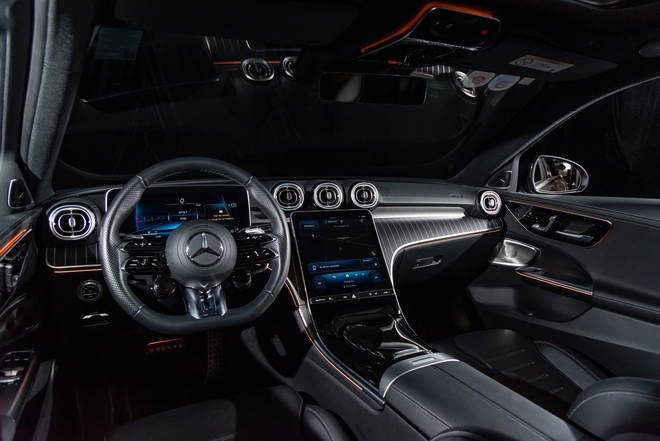 Loạt xe Mercedes-AMG giảm giá tại Việt Nam: Có cả SUV và sedan, giảm nhiều nhất gần 500 triệu, dễ tiếp cận thêm người thích chơi xe hiệu suất cao - Ảnh 6