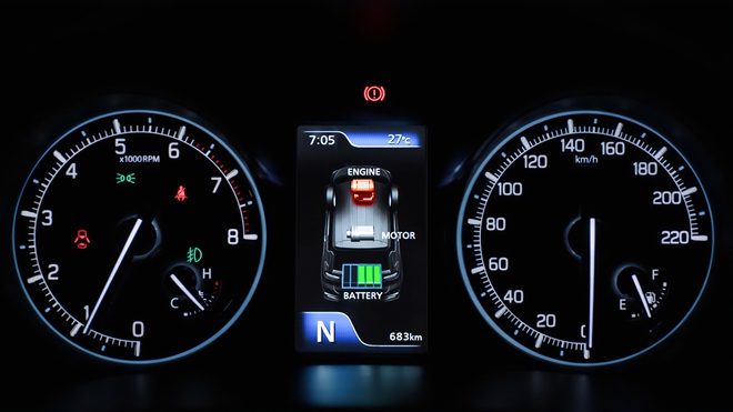 Suzuki XL7 hybrid ra mắt Việt Nam: Giá gần 600 triệu, có ga tự động, CarPlay không dây và nhiều điểm mới đấu Xpander Cross, Stargazer X - Ảnh 8