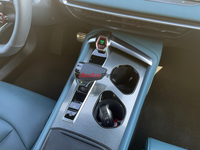 Cận cảnh MG7 ra mắt Việt Nam ngay tháng này: 2 tùy chọn động cơ, chế độ lái 'siêu xịn', chỉ đợi giá tốt - Ảnh 11