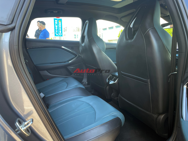 Cận cảnh MG7 ra mắt Việt Nam ngay tháng này: 2 tùy chọn động cơ, chế độ lái 'siêu xịn', chỉ đợi giá tốt - Ảnh 12