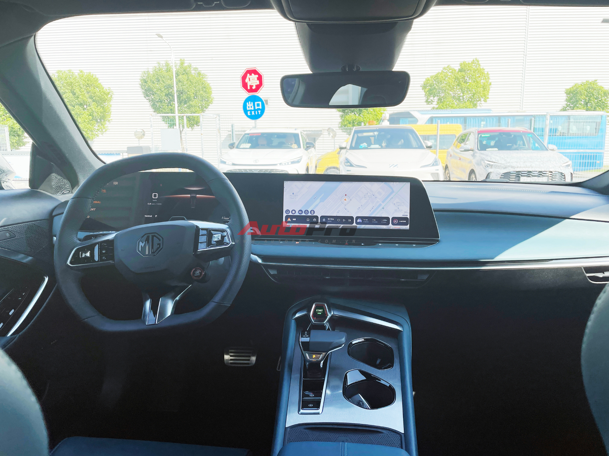 Cận cảnh MG7 ra mắt Việt Nam ngay tháng này: 2 tùy chọn động cơ, chế độ lái 'siêu xịn', chỉ đợi giá tốt - Ảnh 3