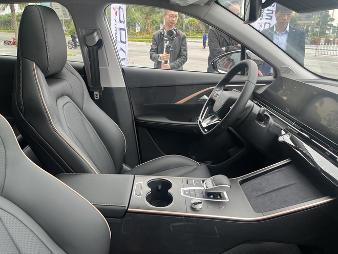 Omoda C5 chốt lịch bán tại Việt Nam: Đấu Seltos, Creta chơi lớn với bảo hành tới 1 triệu km - Ảnh 6