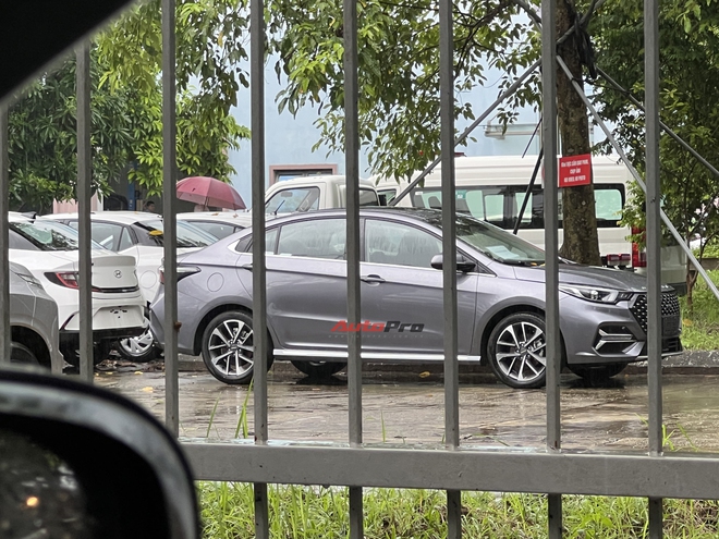 Loạt xe mới đã lộ diện tại Việt Nam, chỉ chờ ra mắt: Đa dạng phân khúc, mẫu mã, Santa Fe, Carnival 2024 dễ thành hàng 'hot' - Ảnh 27