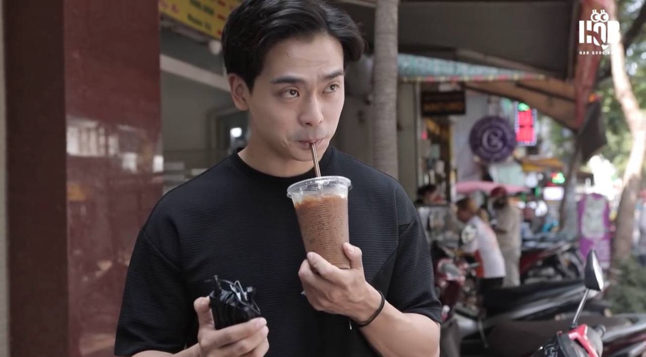 4 món ăn Việt Nam khiến chàng trai người Hàn Quốc phải thốt lên: “Có tiền cũng không bao giờ mua được ở nước tôi” - Ảnh 6