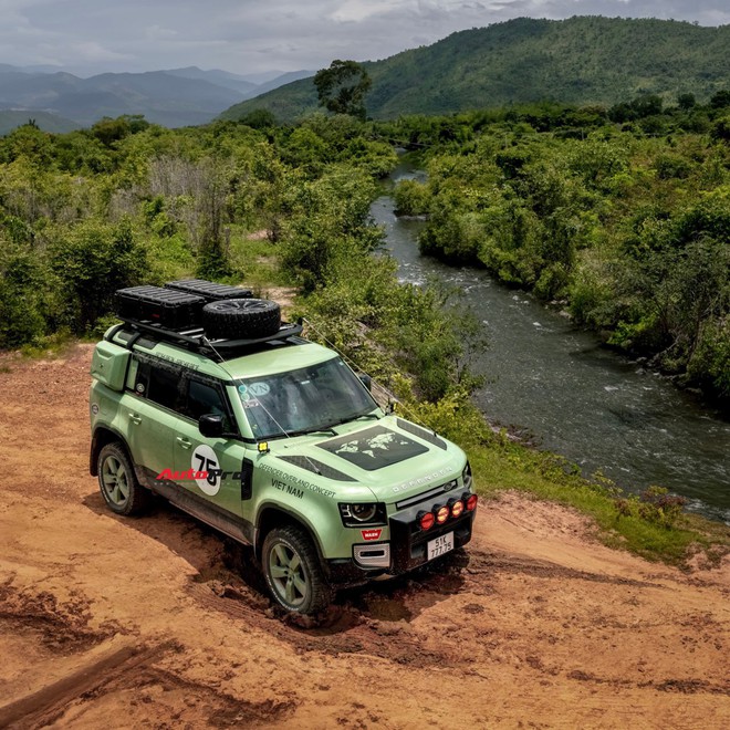 Dân chơi Bình Dương độ lại Land Rover Defender 7 tỷ đồng: Tốn gần 700 triệu, toàn đồ chính hãng, chuẩn bị cho hành trình vòng quanh thế giới - Ảnh 11