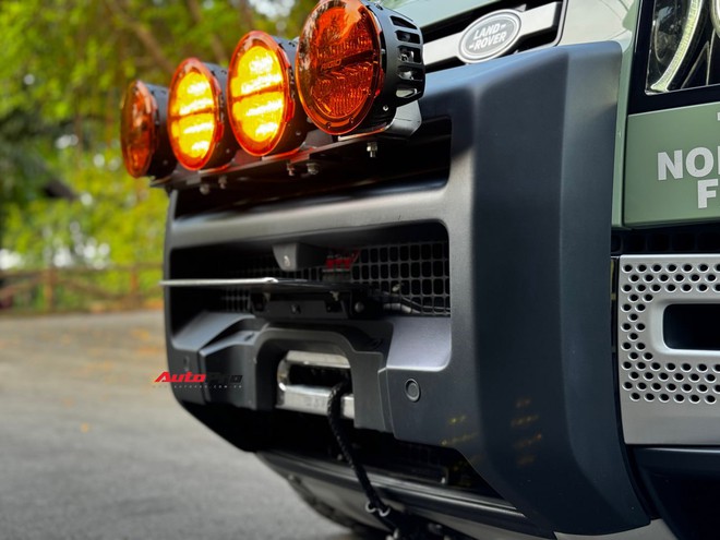 Dân chơi Bình Dương độ lại Land Rover Defender 7 tỷ đồng: Tốn gần 700 triệu, toàn đồ chính hãng, chuẩn bị cho hành trình vòng quanh thế giới - Ảnh 7