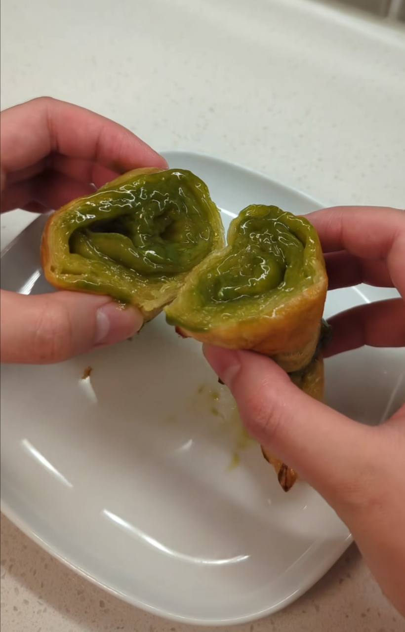 Cả thế giới phát sốt với trào lưu làm bánh Croissant bằng bánh tráng Việt Nam - Ảnh 19