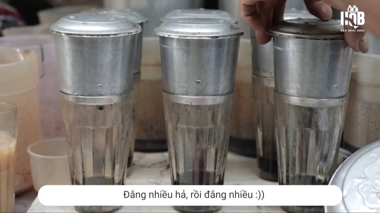 4 món ăn Việt Nam khiến chàng trai người Hàn Quốc phải thốt lên: “Có tiền cũng không bao giờ mua được ở nước tôi” - Ảnh 5