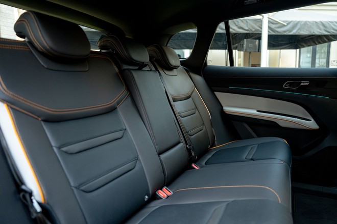 Lộ Ford Territory phối màu khác biệt tại Việt Nam: Trông thể thao hơn, dễ là bản Sport sắp ra mắt - Ảnh 9