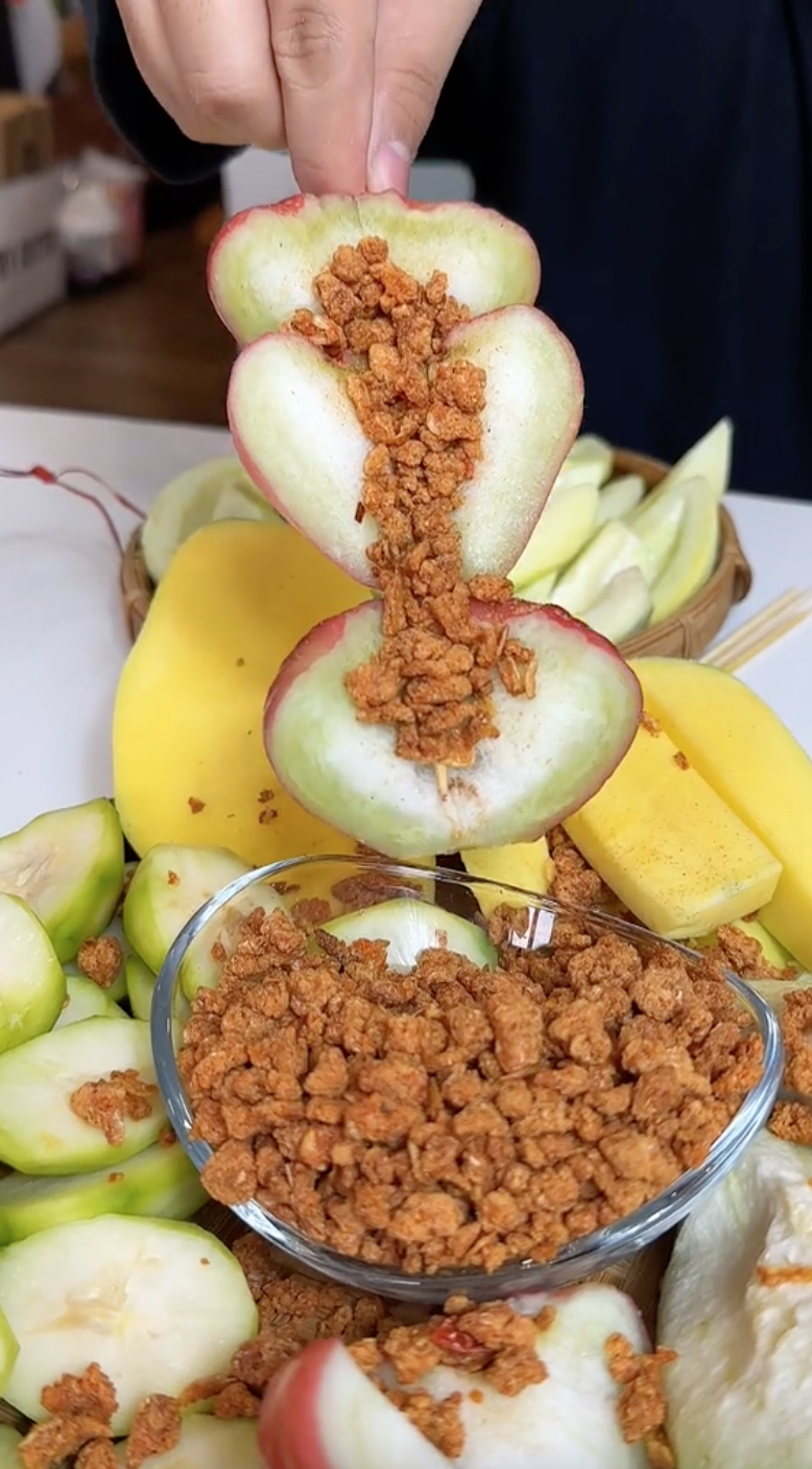 Muối tôm Như Ý bán tận hơn 120k hũ nhưng vẫn bị chê thậm tệ, nhiều người mua về thử nhưng phải bỏ - Ảnh 4