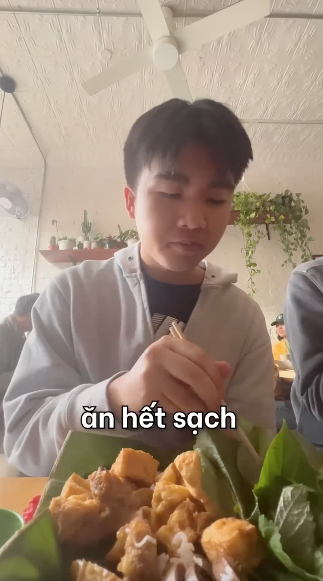 Chàng trai Việt ở Mỹ chi tận 1,6 triệu, đi gần 200km chỉ để ăn bún đậu mắm tôm "đắt nhất thế giới" - Ảnh 12