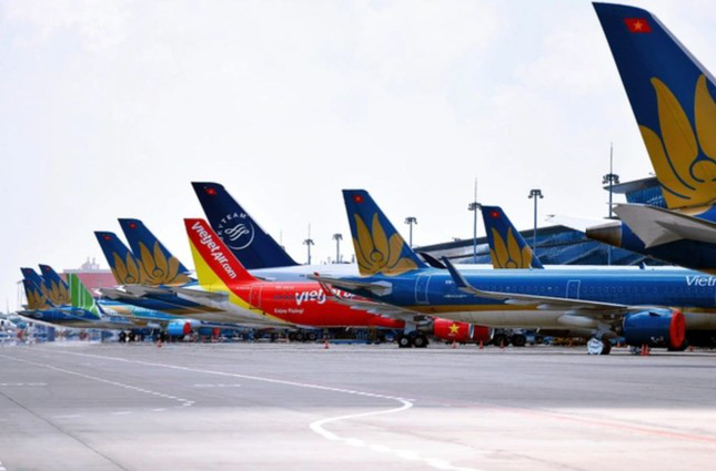 Nghỉ lễ 2/9: 'Cháy' vé thương gia, nhiều chuyến bay sắp hết chỗ - Ảnh 2