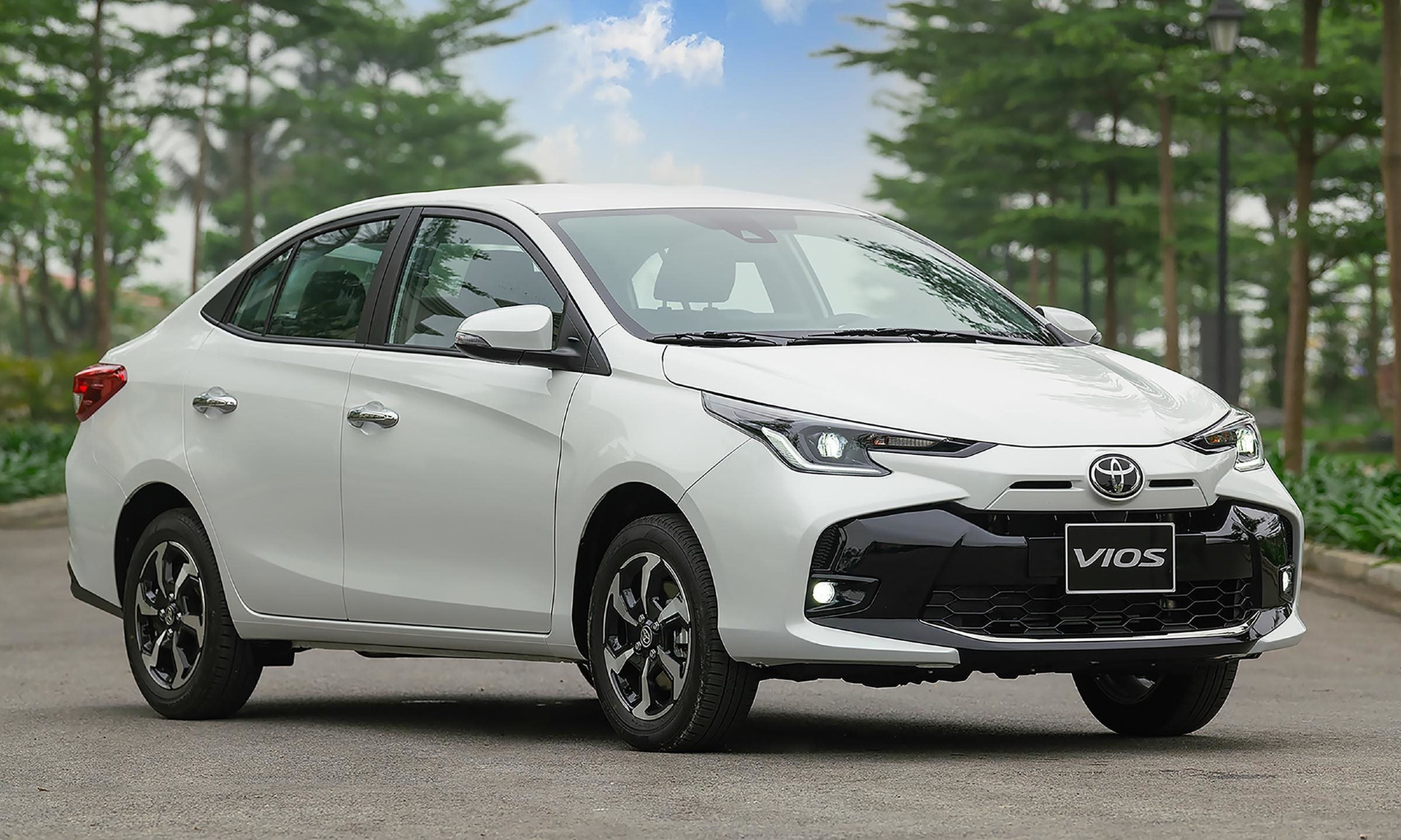 Sedan hạng B đồng loạt giảm đậm tới cả trăm triệu đồng: Hyundai Accent, Honda City... cùng dò đáy, có chiếc chỉ ngang xe hạng A - Ảnh 6