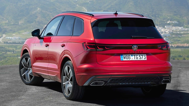 Loạt xe mới đã lộ diện tại Việt Nam, chỉ chờ ra mắt: Đa dạng phân khúc, mẫu mã, Santa Fe, Carnival 2024 dễ thành hàng 'hot' - Ảnh 8