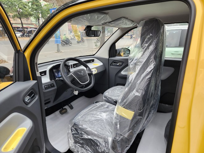 Nhiều xe bán ít giảm giá xả hàng tồn: Có mẫu giảm tới hàng trăm triệu, có mẫu giá xuống tiệm cận xe máy - Ảnh 4