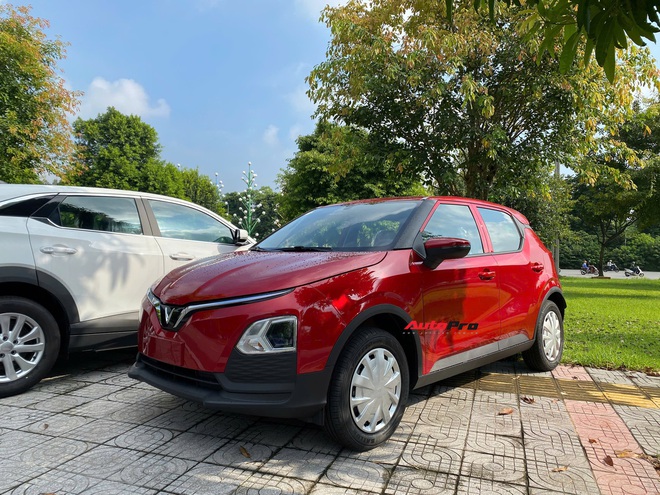 VinFast VF 5 Plus lộ bản mới: Giá thấp hơn 8 triệu đồng, mâm sắt cỡ nhỏ, phối màu sơn kiểu khác - Ảnh 8
