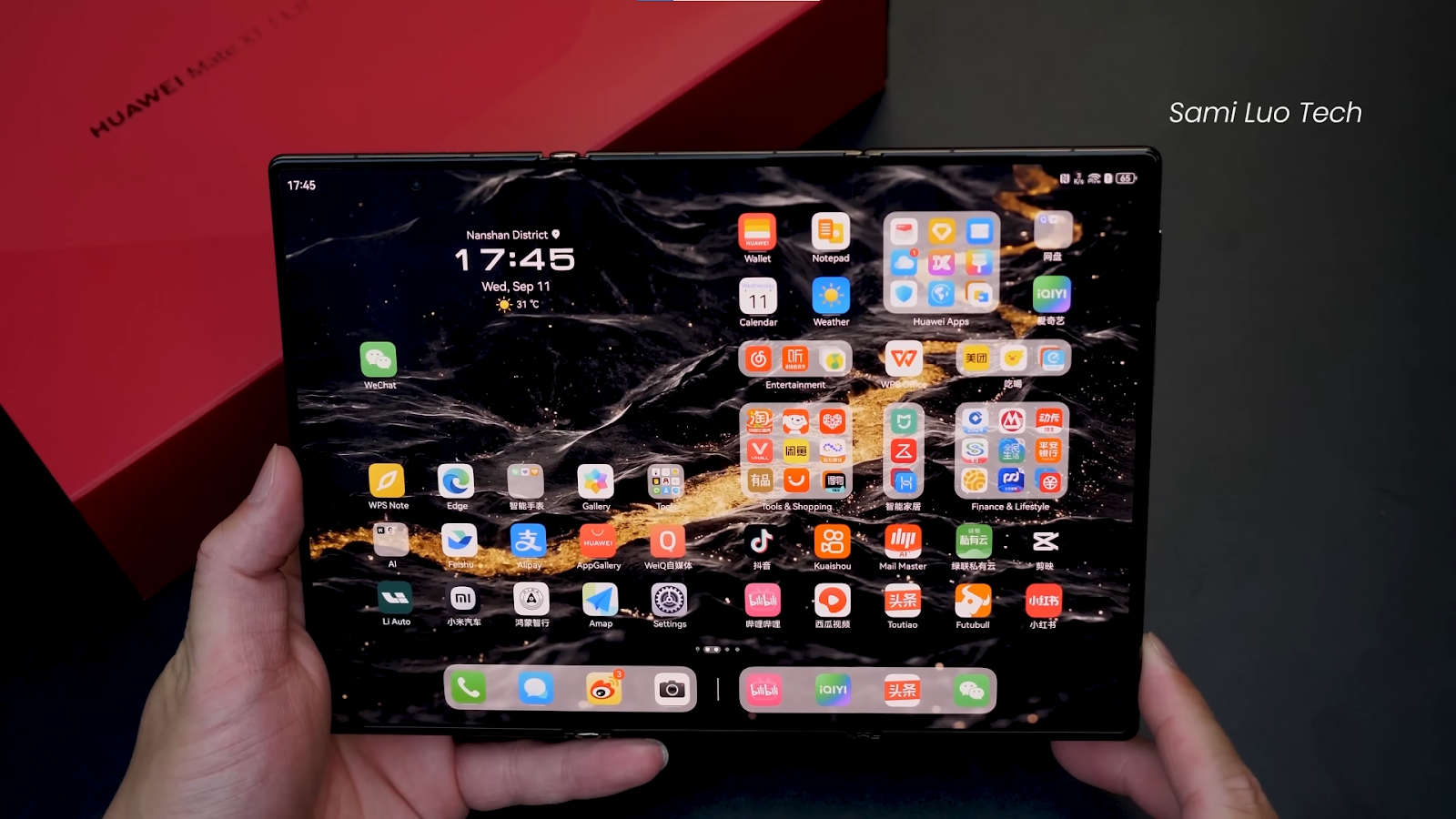 Điện thoại gập 3 khiến iPhone 16 lu mờ trong ngày ra mắt có gì? - Ảnh 12