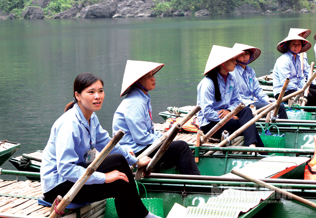 Cô chú lái đò KDL Tràng An khiến netizen phát "cuồng" khi xem sao kê: "Phải đi Tràng An thật nhiều thôi" - Ảnh 2