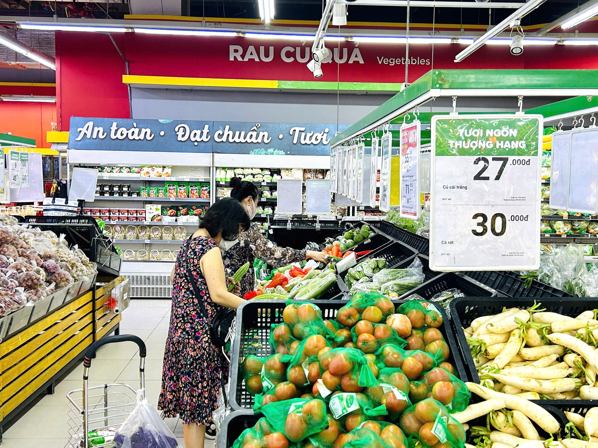 Siêu thị đưa hàng trăm tấn rau, củ từ Nam ra Bắc - Ảnh 1