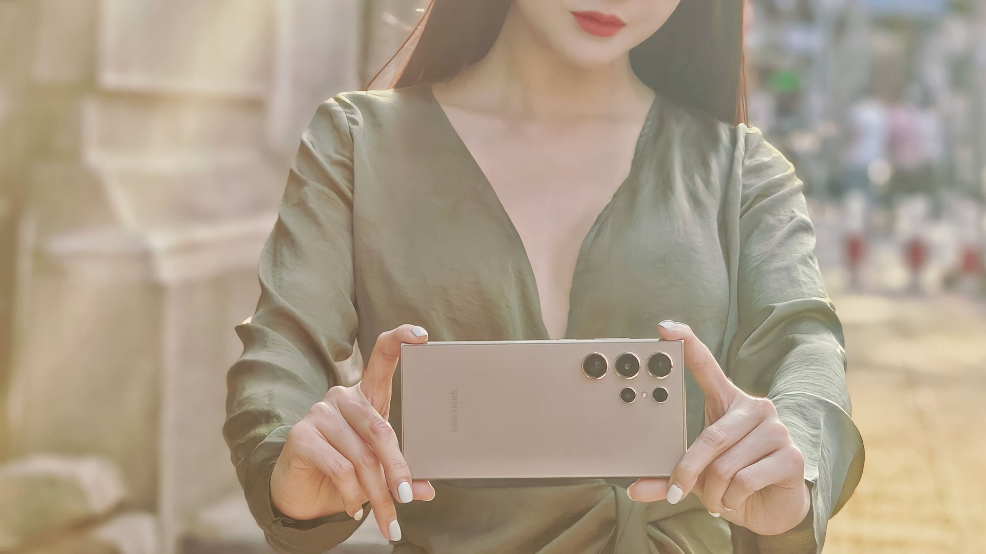 Samsung rơi vào thế 'phòng thủ' ở Đông Nam Á vì những chiếc smartphone Trung Quốc giá chưa tới 5 triệu đồng - Ảnh 1