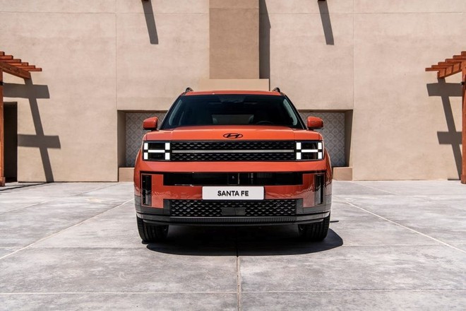 Hyundai Santa Fe 2024 ra mắt khách Việt: Kiểu dáng hoàn toàn mới, full công nghệ, giá cao nhất 1,36 tỷ đồng - Ảnh 2