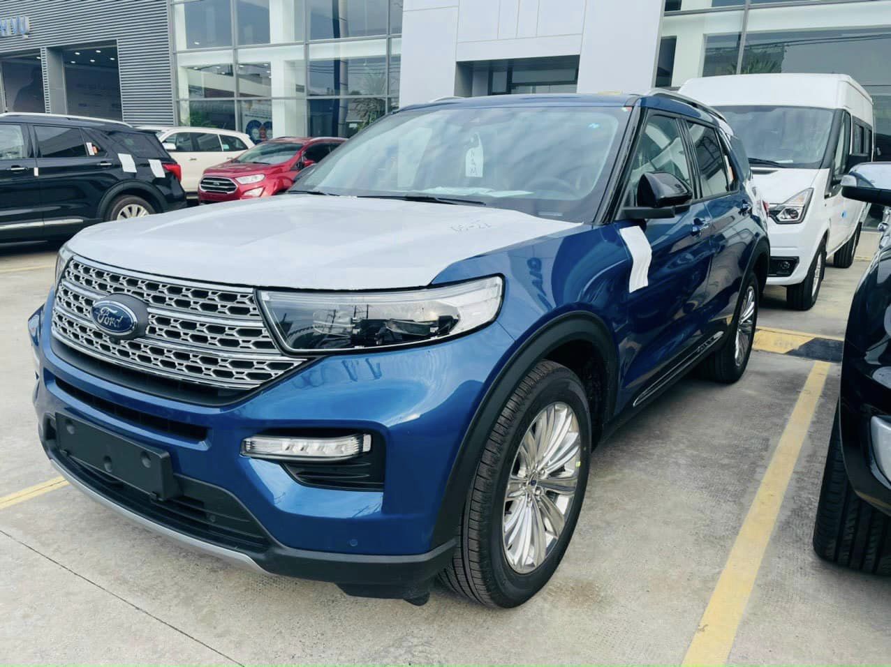 Muốn mua Ford Explorer 'giá rẻ' thì đây là một lựa chọn: Giá giảm 249 triệu, thực tế còn 1,85 tỷ, đã đổi động cơ, thêm bảo hành - Ảnh 4