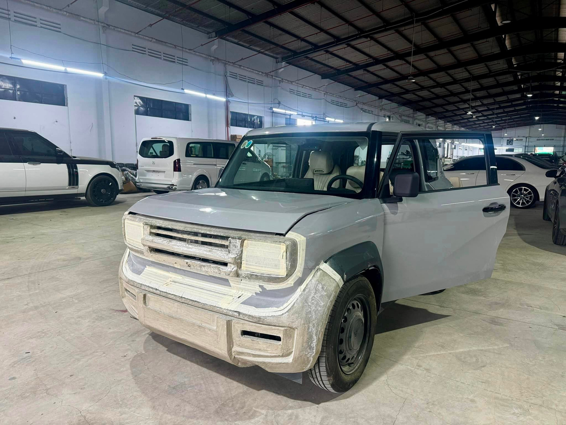 Khi 'pháp sư' độ xe Việt ra tay với VinFast VF 3: Sau cặp ghế 280 triệu là chi tiết nhiều người mong chờ - Ảnh 6