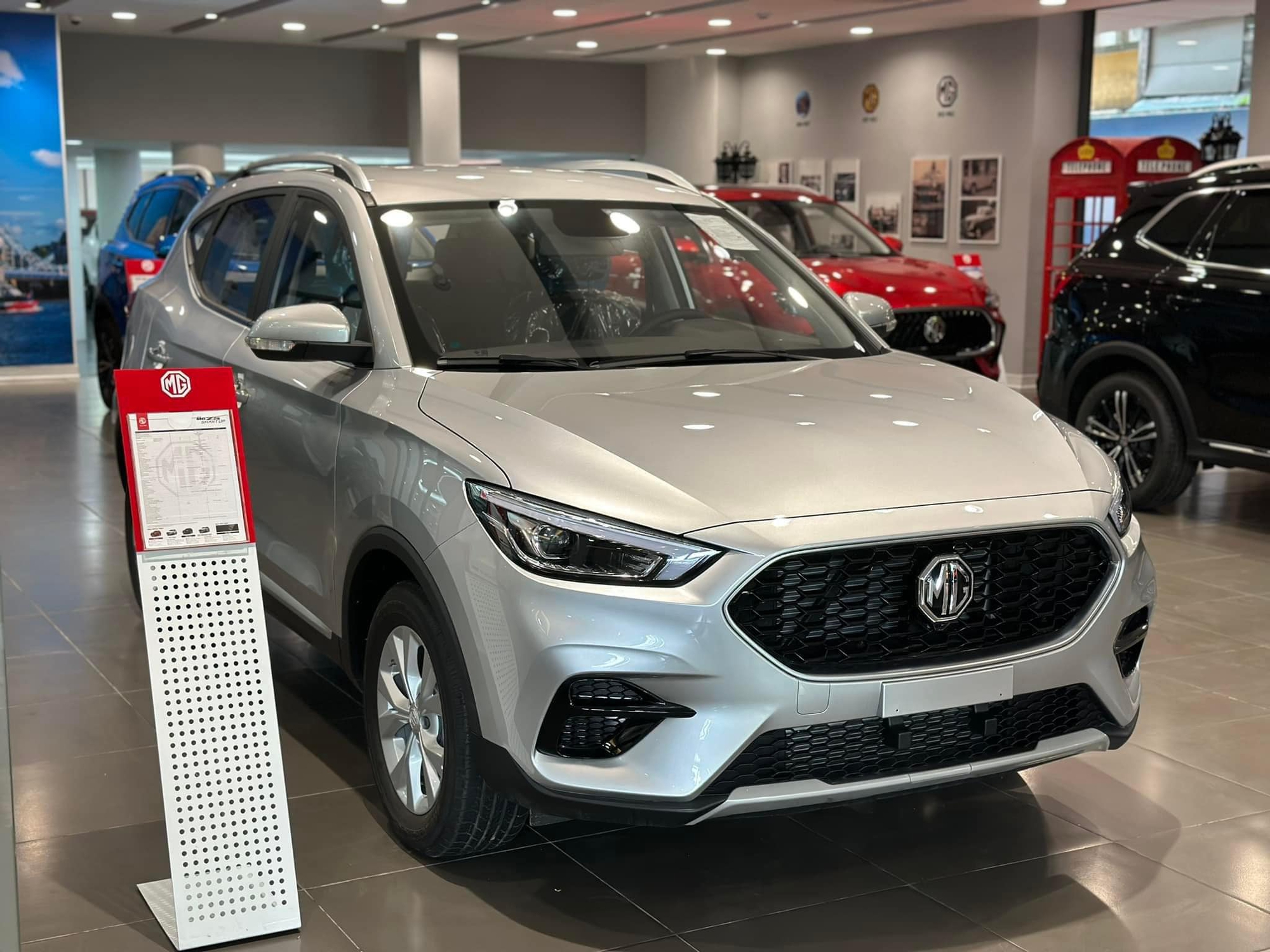 MG ZS giảm sốc 200 triệu tại đại lý: SUV hạng B nhưng giá rẻ ngang Raize, Sonet - Ảnh 4