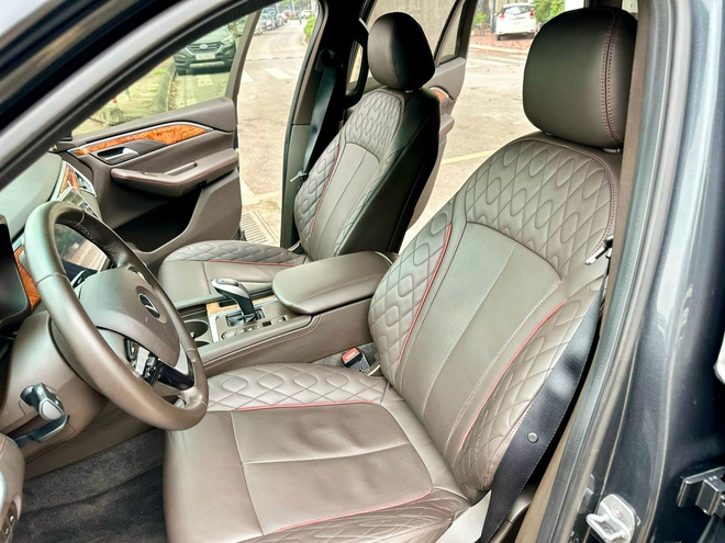 VinFast President 3 năm tuổi rao bán gần 1,5 tỷ đồng: Ngang giá Ford Everest, động cơ V8, nội thất nhiều tiện nghi - Ảnh 11