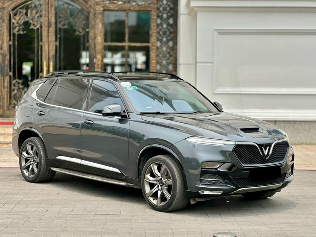 VinFast President 3 năm tuổi rao bán gần 1,5 tỷ đồng: Ngang giá Ford Everest, động cơ V8, nội thất nhiều tiện nghi - Ảnh 2