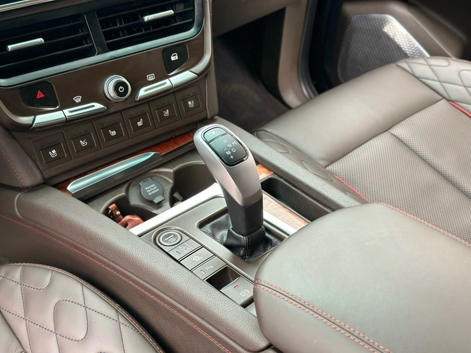 VinFast President 3 năm tuổi rao bán gần 1,5 tỷ đồng: Ngang giá Ford Everest, động cơ V8, nội thất nhiều tiện nghi - Ảnh 10