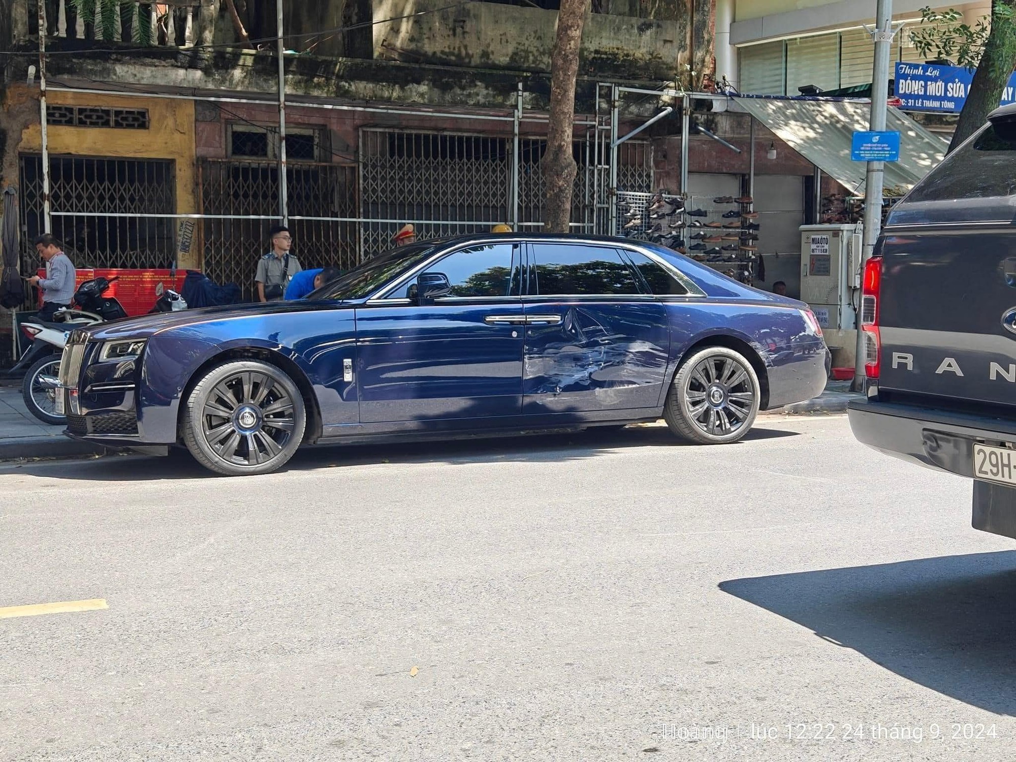 Tranh cãi về chi phí thay cửa cho chiếc Rolls-Royce Ghost bị tai nạn: CĐM đồn mất 2 tỷ, người trong nghề nói chỉ tốn khoảng 300 triệu - Ảnh 3