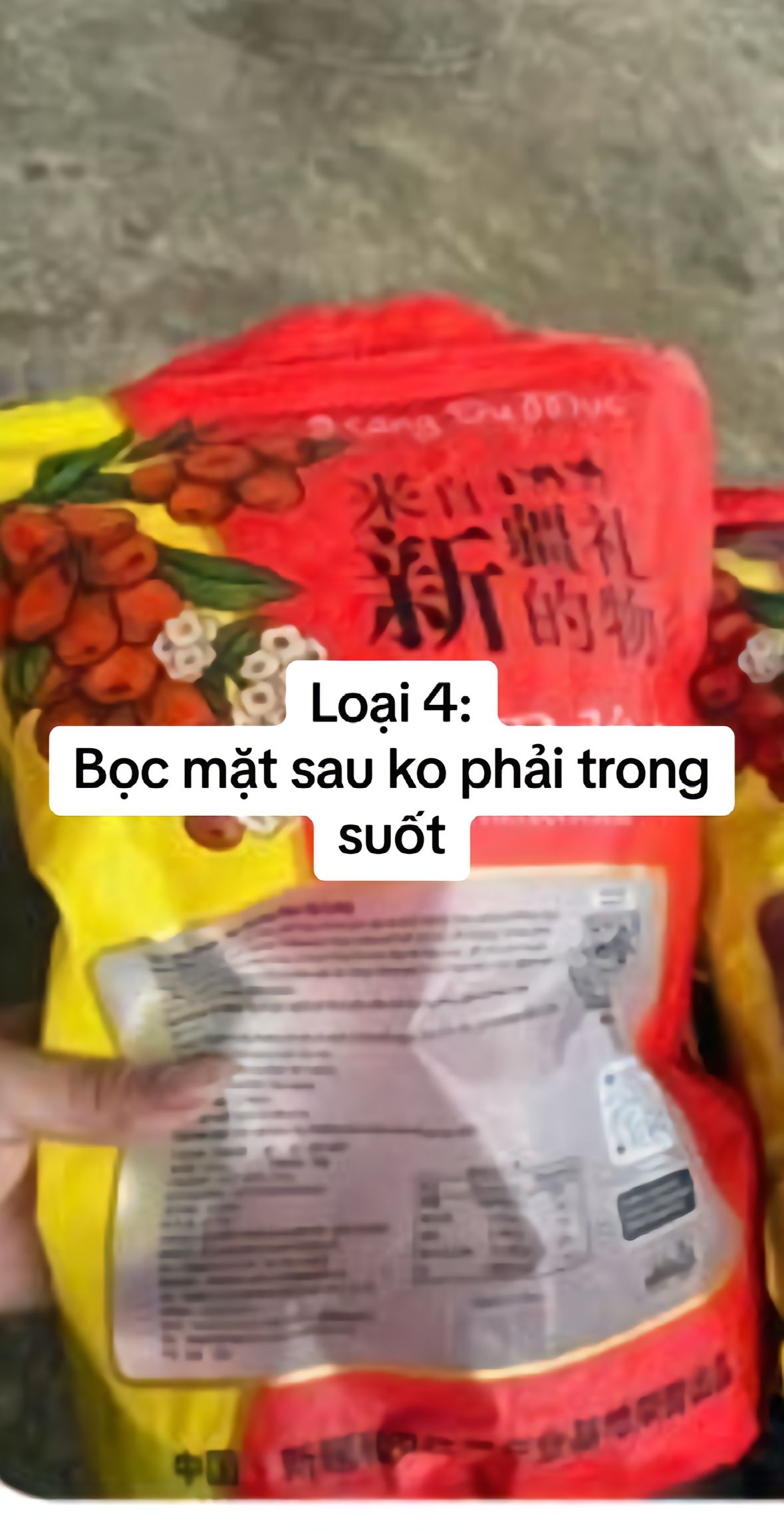 Táo đỏ Hằng Du Mục "nhái" phải nhìn kỹ chi tiết này mới không bị nhầm - Ảnh 5