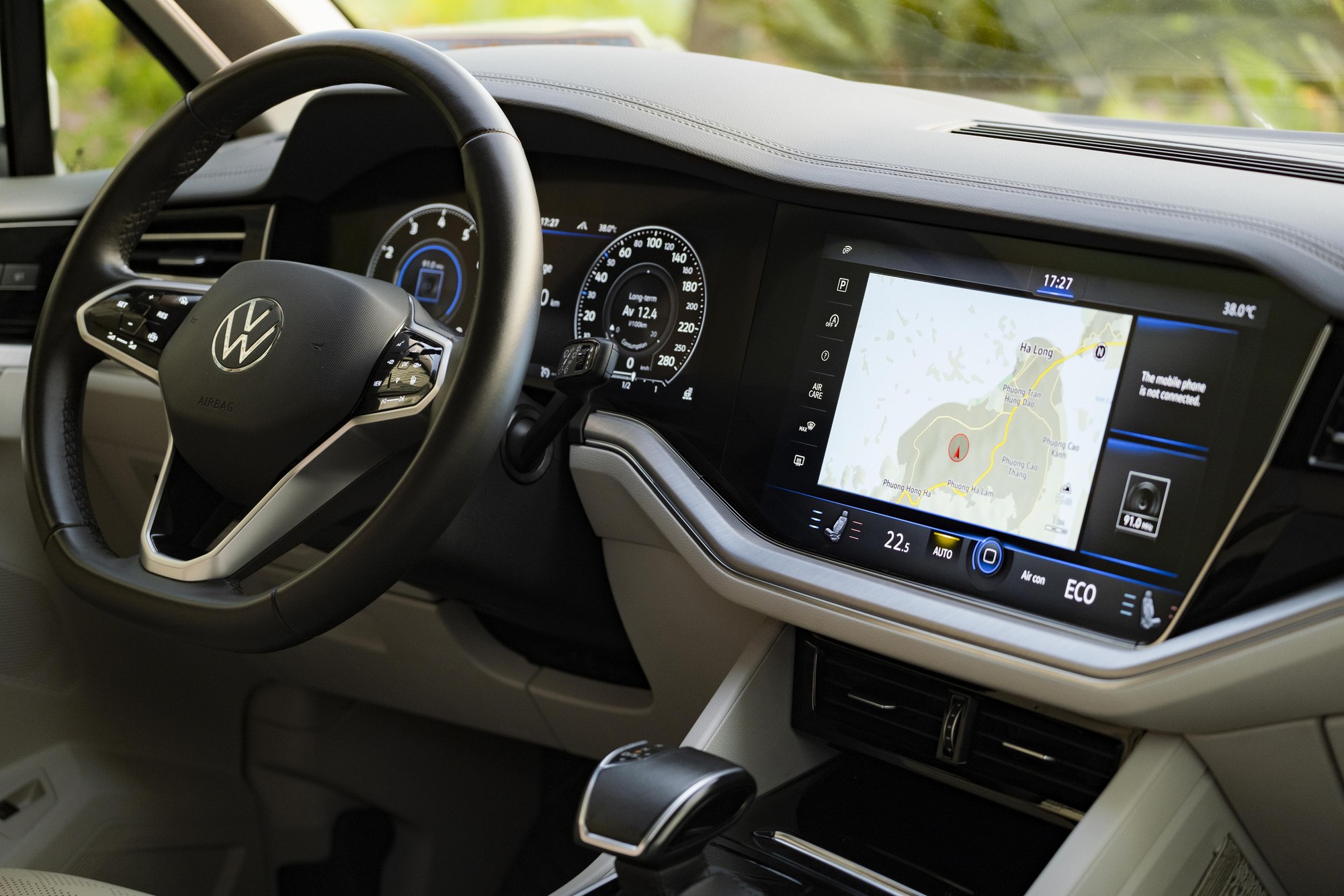 Tôi dành 2 ngày lái bộ đôi Volkswagen đi Hà Nội - Hạ Long: Đã hiểu lý do Viloran được dàn sao Việt mê, Touareg đáng có doanh số tốt hơn - Ảnh 20