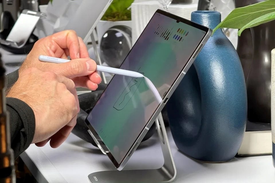Samsung trình làng bộ đôi Galaxy Tab S10 tích hợp AI, giá từ 26 triệu đồng - Ảnh 4