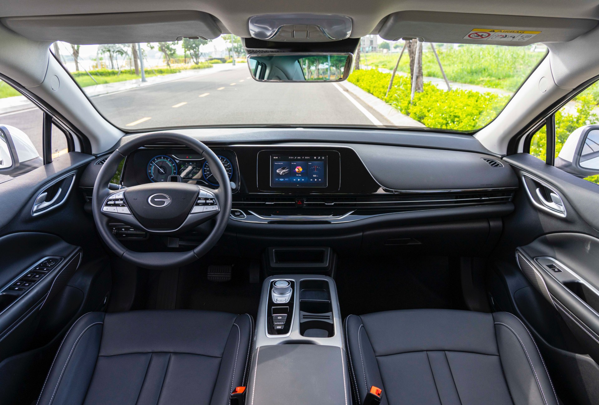 Bộ 3 xe AION mới chốt ra mắt Việt Nam năm nay: Nhiều phân khúc, có xe cửa cánh chim, chạy xa nhất 770km/sạc - Ảnh 11