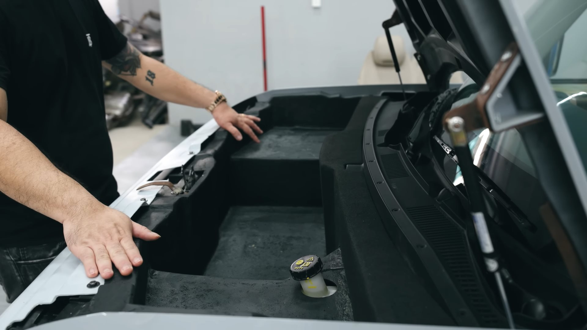 "Pháp sư" Mr Xuân Hoàn nhá hàng VinFast VF 3 bản nâng cấp: lột xác thành tiểu Defender, bộ mâm trên thế giới không có cái thứ 2 - Ảnh 5