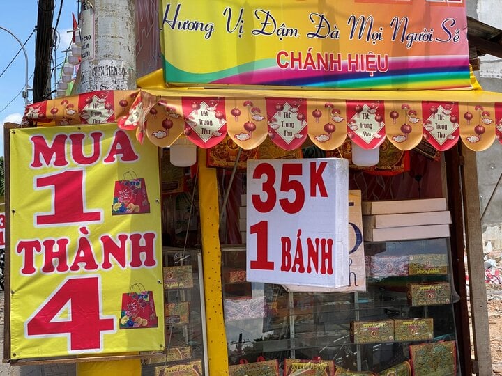 Bánh Trung thu khuyến mại ảo, mua 1 thành 4 khắp TP.HCM - Ảnh 3