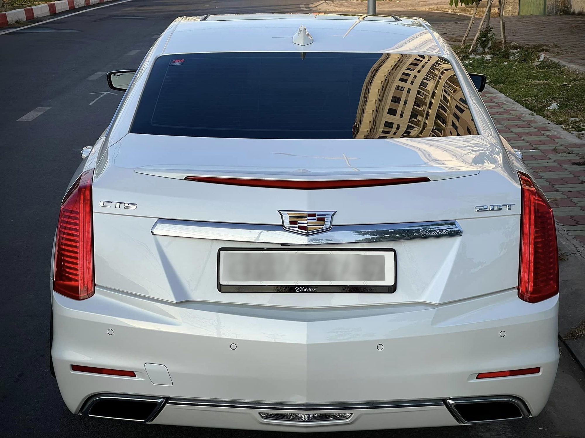 Rao Cadillac CTS giá hơn 1,4 tỷ, người bán cho biết cả Việt Nam chỉ có vài chiếc, đi trung bình hơn 3.000km/năm, cùng phân khúc E-Class - Ảnh 3