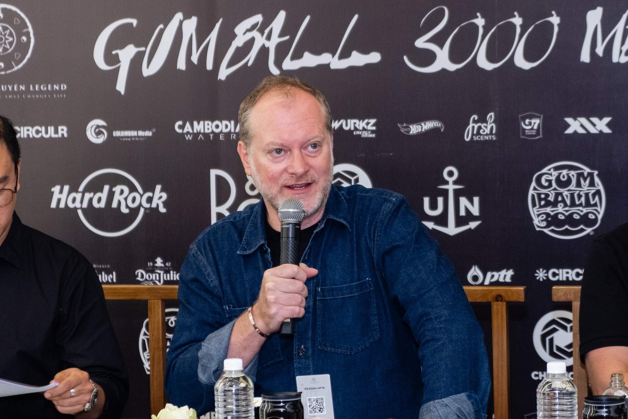 Gumball 3000 mang ‘bãi xe đắt nhất thế giới’ đến VN: Trưng bày 120 siêu xe, đủ bộ Chiron, Huayra BC, Carrera GT - Ảnh 1