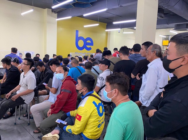 Tài xế Gojek nháo nhào tìm việc - Ảnh 1