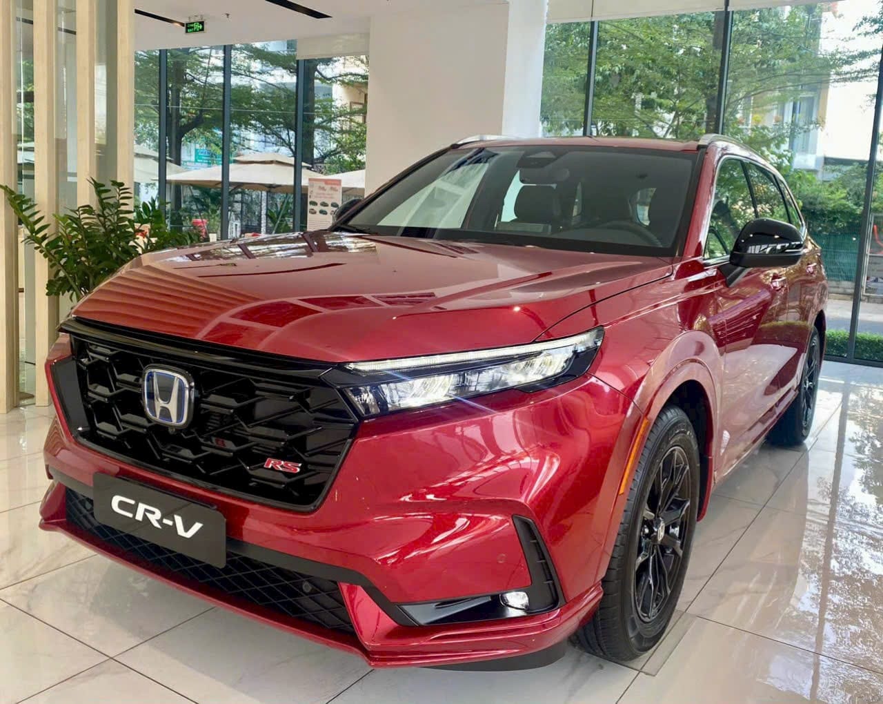 Mua xe lúc này được lợi kép: Hàng loạt mẫu 'cân' hai ưu đãi, có xe tiết kiệm tới hơn 400 triệu - Ảnh 2