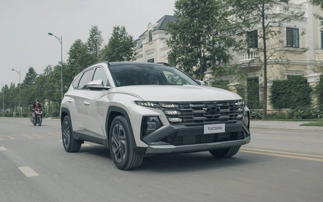 Lộ giá dự kiến 4 bản Hyundai Tucson 2024 sắp ra mắt Việt Nam: Thấp nhất 825 triệu, có máy dầu, AWD cạnh tranh CX-5 - Ảnh 3